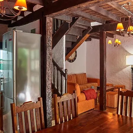 Casas Rurales La Tahona De Besnes * Alles