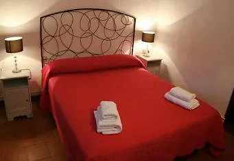 Casas Rurales La Tahona De Besnes Otel