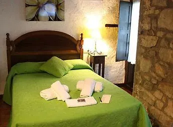 Casas Rurales La Tahona De Besnes Otel *