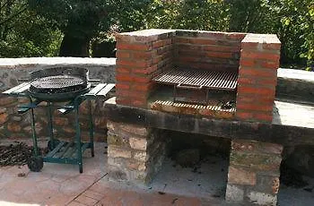 Complejo Rural La Tahona De Besnes *