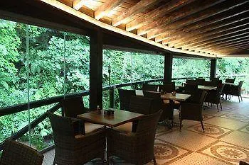 Casas Rurales La Tahona De Besnes Otel