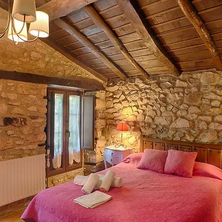 Casas Rurales La Tahona De Besnes *