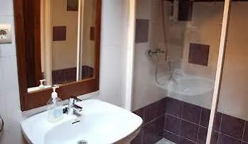 Casas Rurales La Tahona De Besnes Otel *